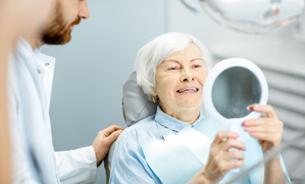 Clínica Dental en Santander. Conoce los servicios de nuestra Clínica dental en la zona de Santander. Ortodoncia brackets y ortodoncia invisible, prótesis fija y removible, implantes. dentista infantil, bruxismo y apnea. Dentista en Solares y dentista en Soto de la Marina.